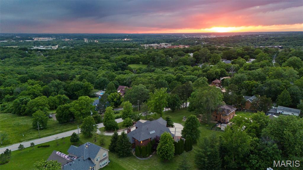 Edward Weidlich Estate - Residential