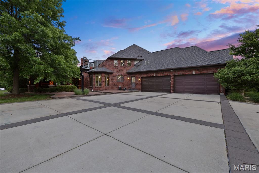 Edward Weidlich Estate - Residential