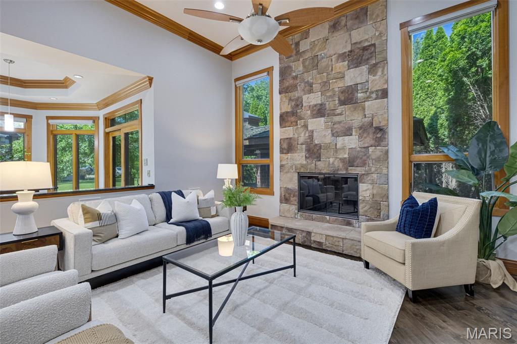 Edward Weidlich Estate - Residential