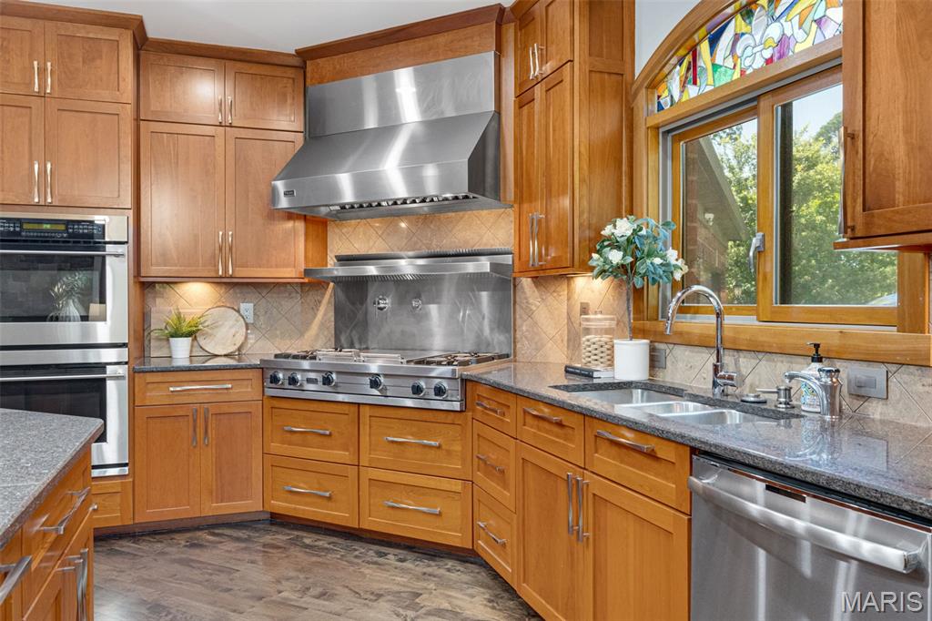 Edward Weidlich Estate - Residential