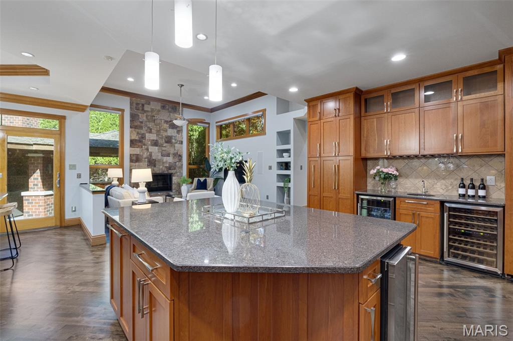 Edward Weidlich Estate - Residential