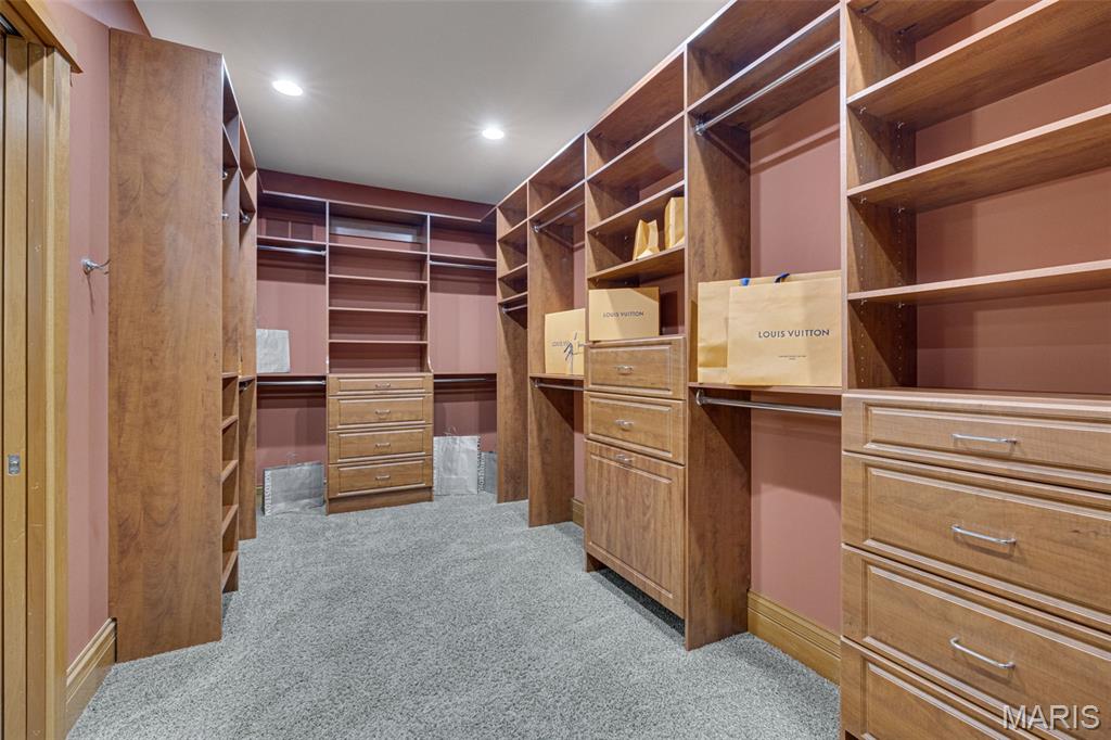 Edward Weidlich Estate - Residential