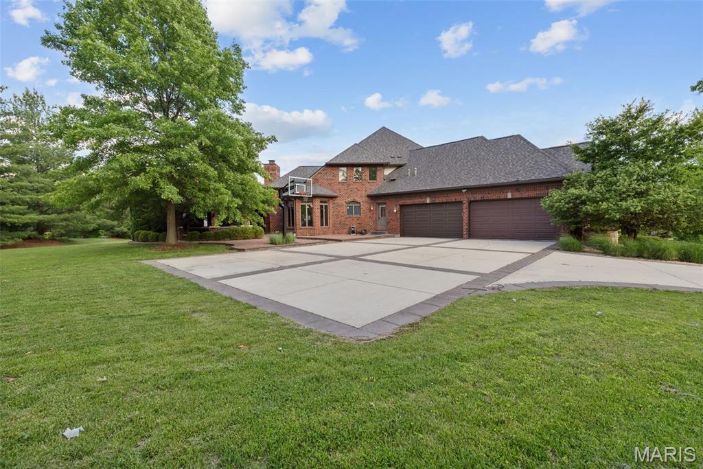 Edward Weidlich Estate - Residential