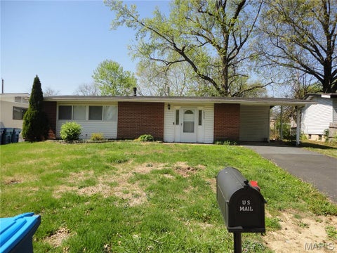 Photo of 10323 Varnum Drive, St Louis, MO 63136 (MLS # 26039085)