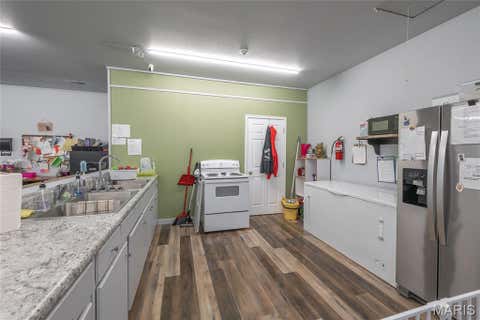 Tiny photo for 2253 Loose Creek Highway, Loose Creek, MO 65054 (MLS # 26042028)