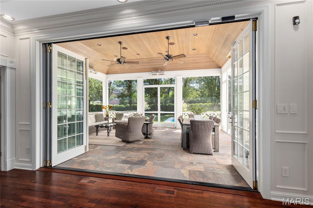 Litzsinger Place - Residential