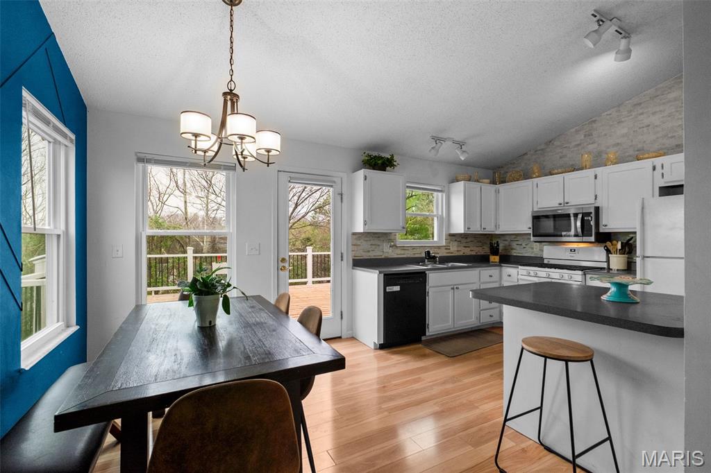 Dutch Mill Farms 04 - Residential