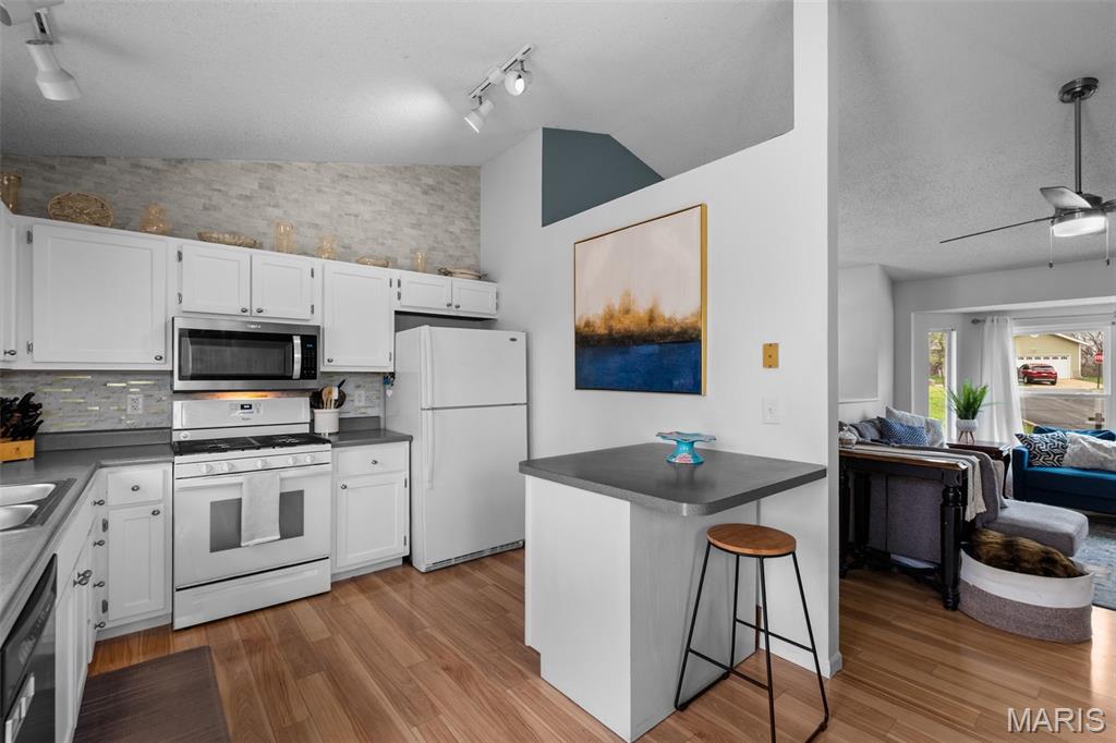 Dutch Mill Farms 04 - Residential