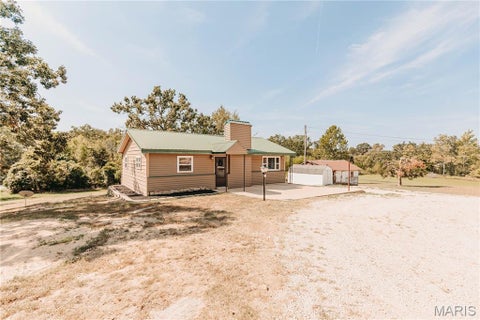 Tiny photo for 148 Sudhammer Road, Iberia, MO 65486 (MLS # 26058377)