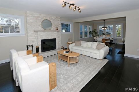 Tiny photo for 8361 Big Bend Boulevard, Webster Groves, MO 63119 (MLS # 25078623)