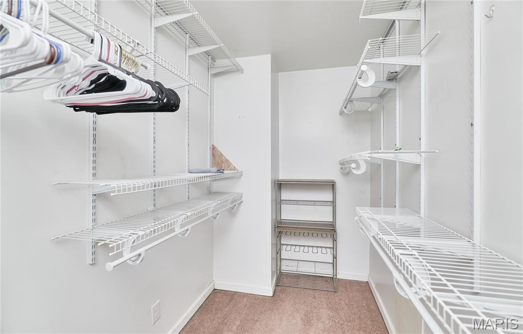 Lake Sherwood Estates - Residential