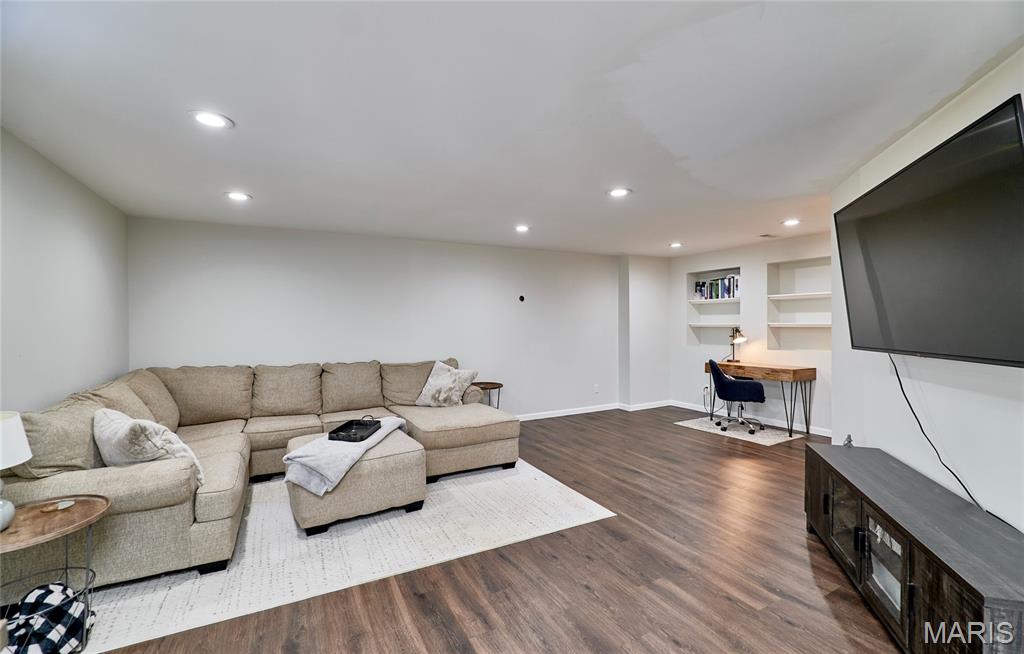 Lake Sherwood Estates - Residential