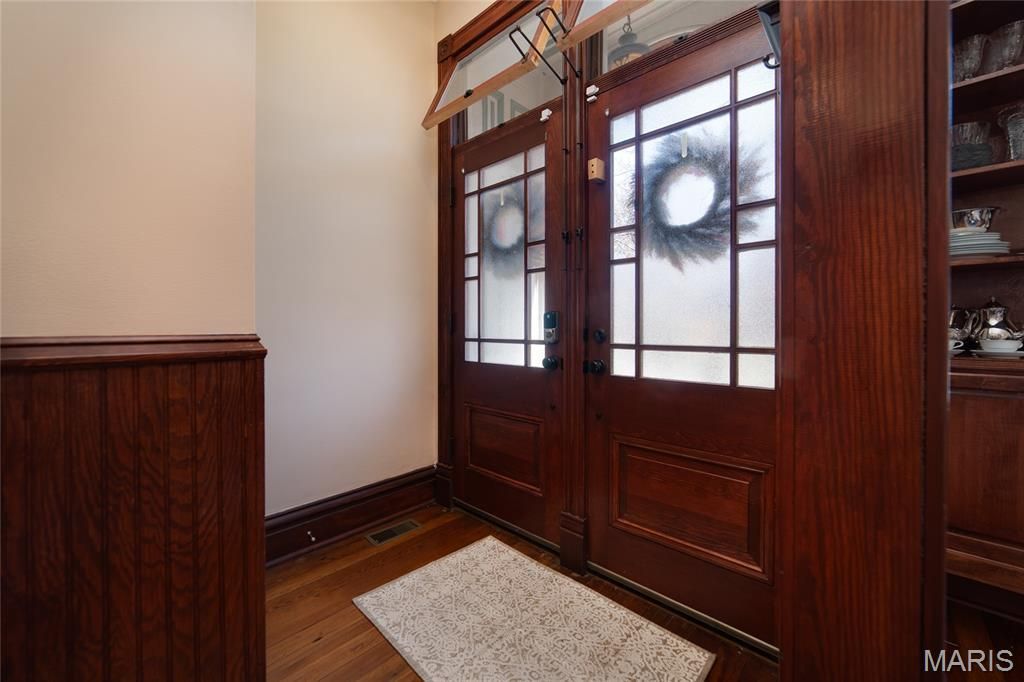 Photo of 3219 Iowa Avenue, St Louis, MO 63118 (MLS # 26013727)