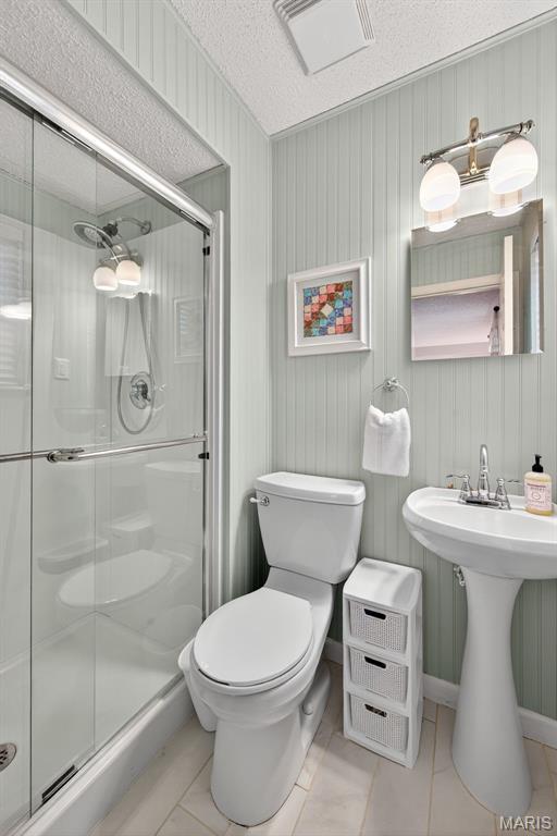 St Charles, Missouri 63303, United States, 3 Bedrooms Bedrooms, ,2 BathroomsBathrooms,Residential,Pending,215245