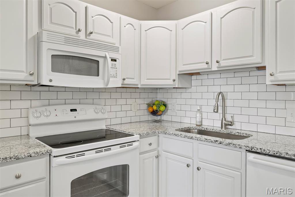 Villas At Kenrick A Condo Ph - Residential