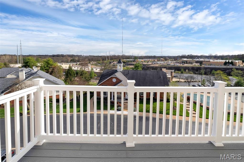 Villas At Kenrick A Condo Ph - Residential