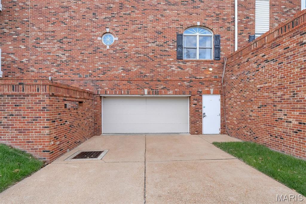 Villas At Kenrick A Condo Ph - Residential