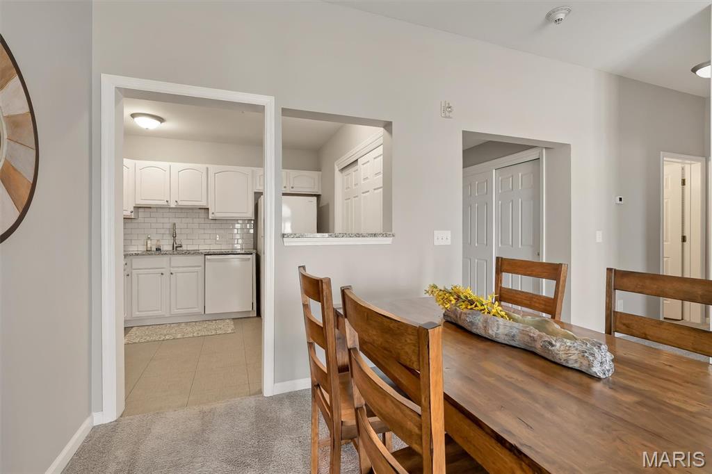 Villas At Kenrick A Condo Ph - Residential