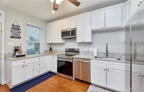 Tiny photo for 6139 Tennessee Avenue, St Louis, MO 63111 (MLS # 26031095)