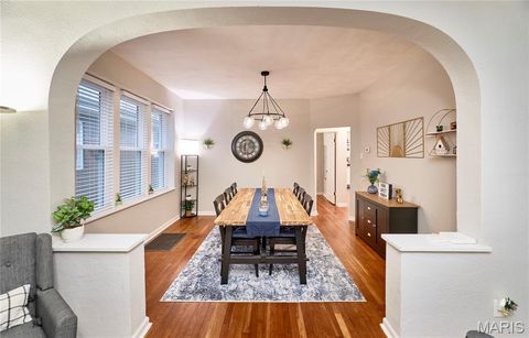 Tiny photo for 6139 Tennessee Avenue, St Louis, MO 63111 (MLS # 26031095)
