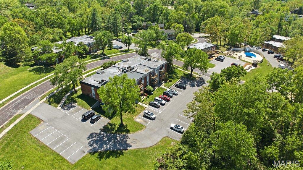 Oakville Commons Condo - Residential