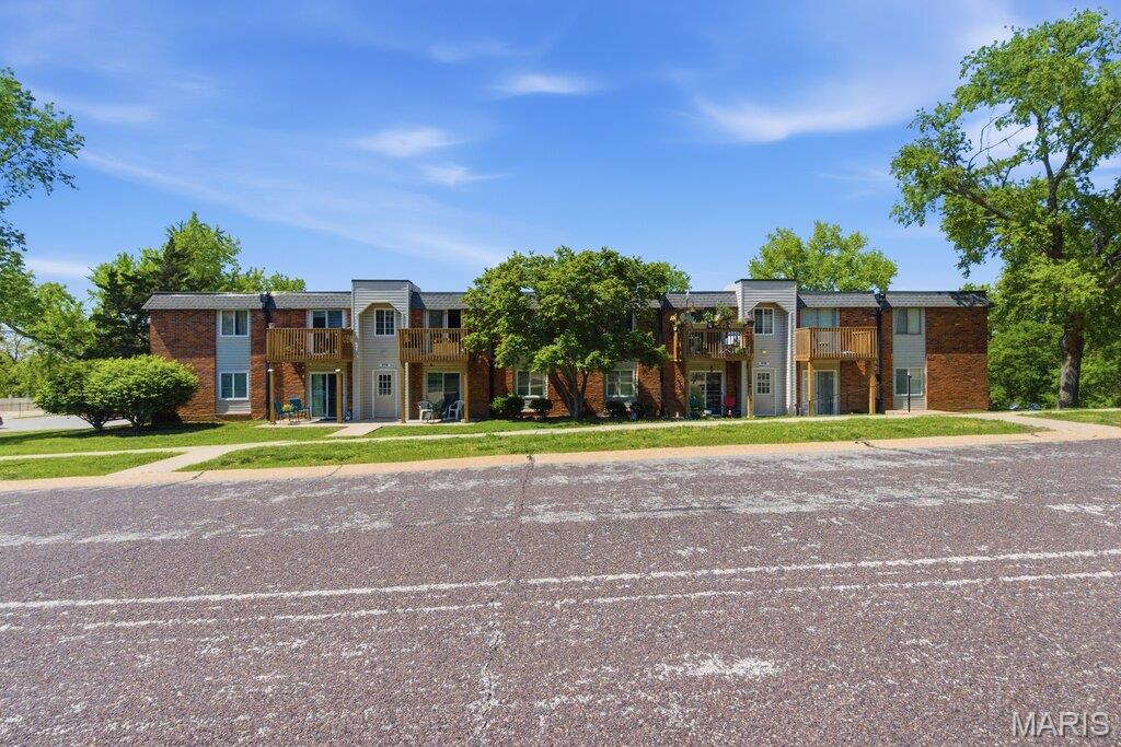 Oakville Commons Condo - Residential