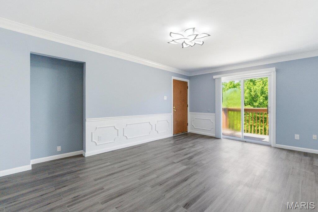 Oakville Commons Condo - Residential