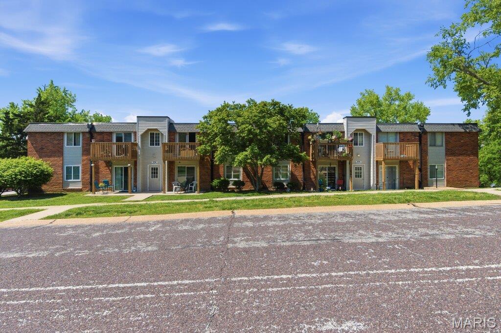 Oakville Commons Condo - Residential