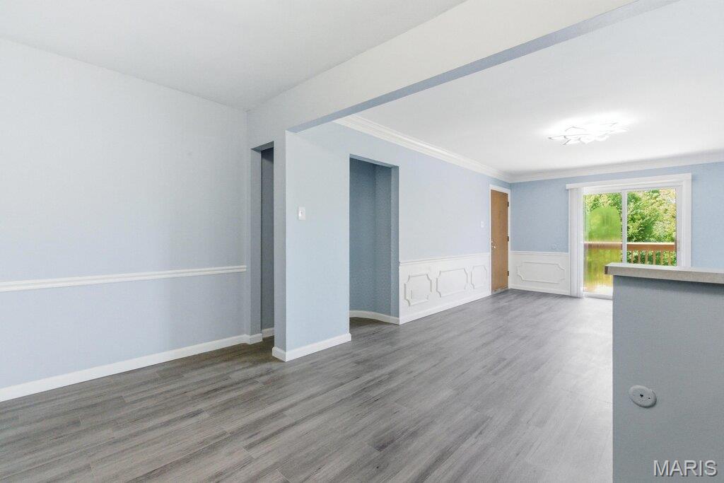 Oakville Commons Condo - Residential