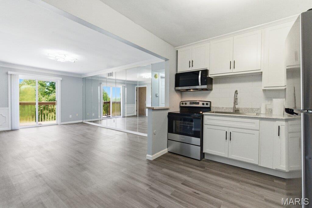 Oakville Commons Condo - Residential