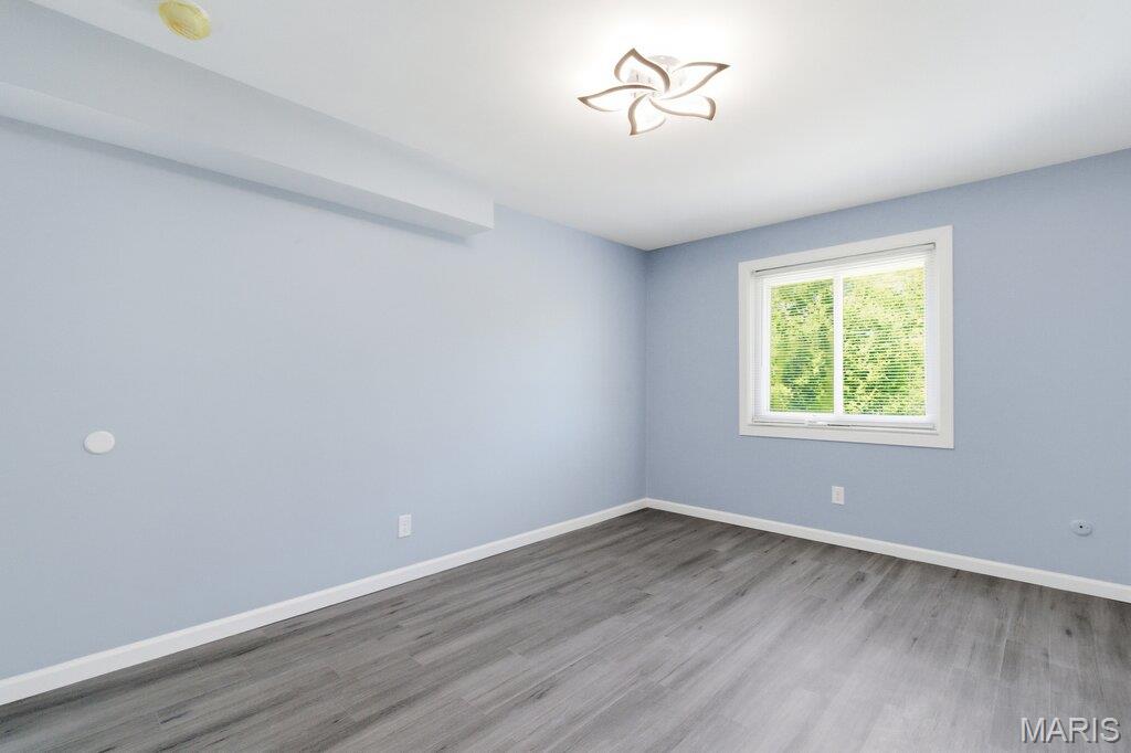 Oakville Commons Condo - Residential