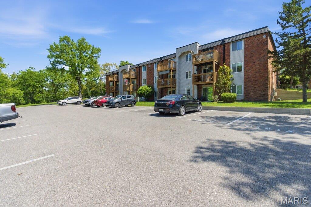 Oakville Commons Condo - Residential