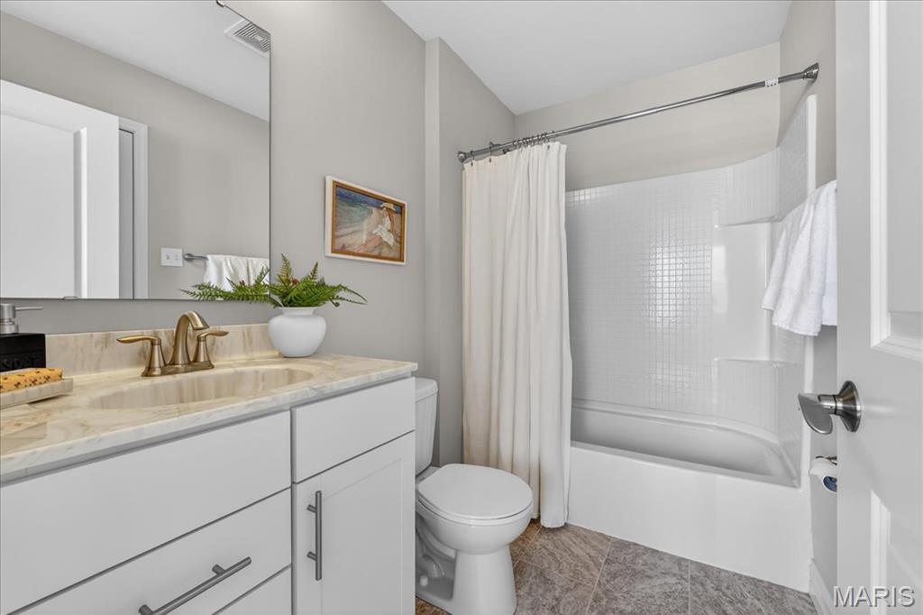 Central Park Townes Amd - Residential