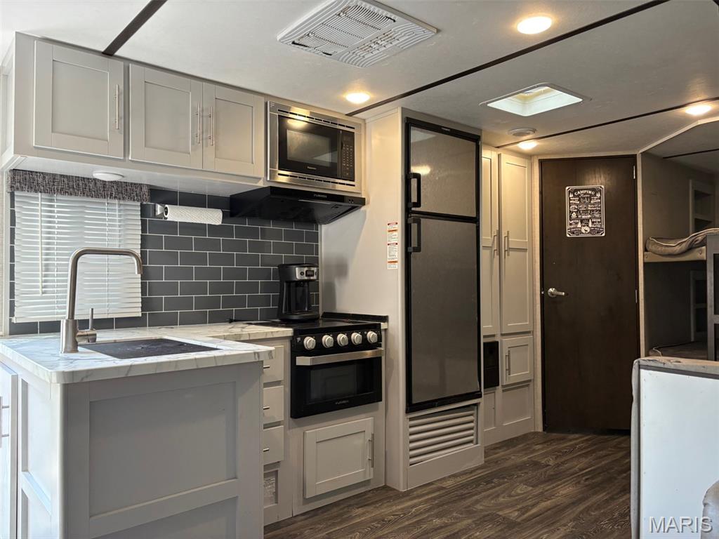 Pinnacle Lake Estates - Land