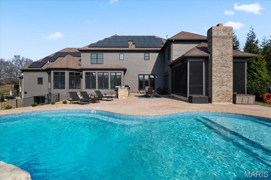 Lafayette Crossing - Residential