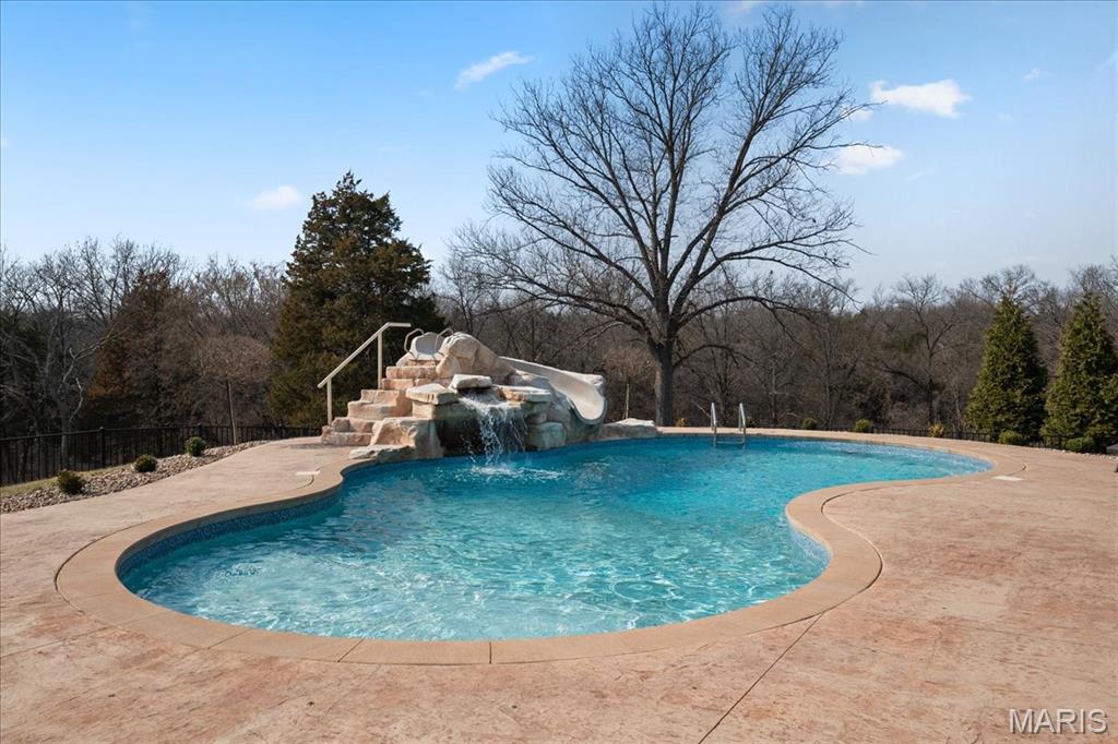 Lafayette Crossing - Residential