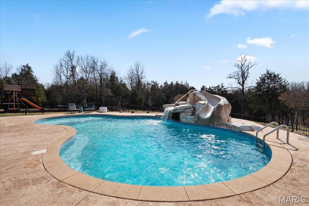 Lafayette Crossing - Residential