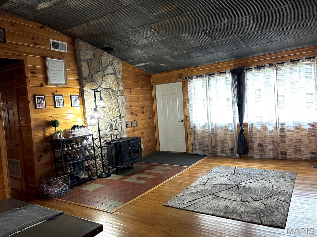 Louis Courtois Tr - Residential