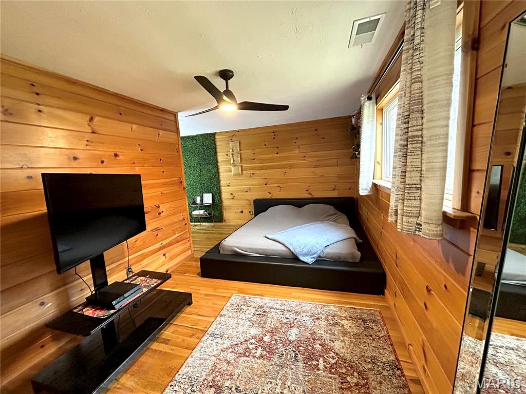 Louis Courtois Tr - Residential