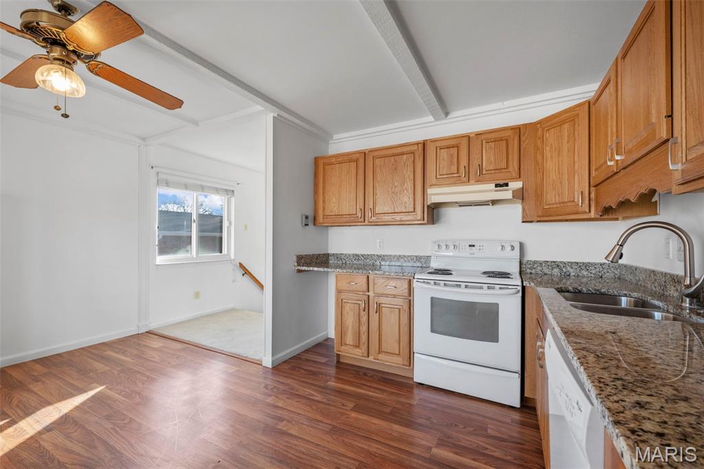 Carroll Wood Condo - Residential