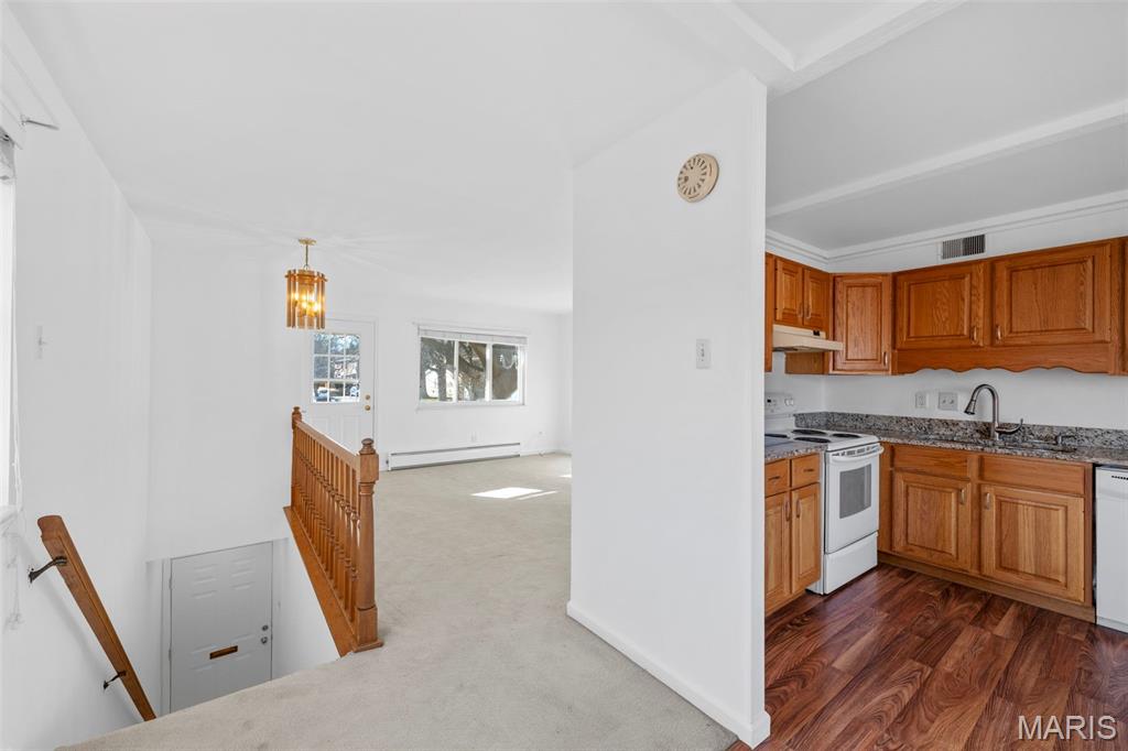 Carroll Wood Condo - Residential