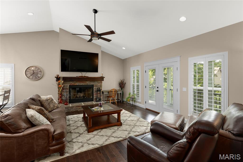 10332 Poplar Court