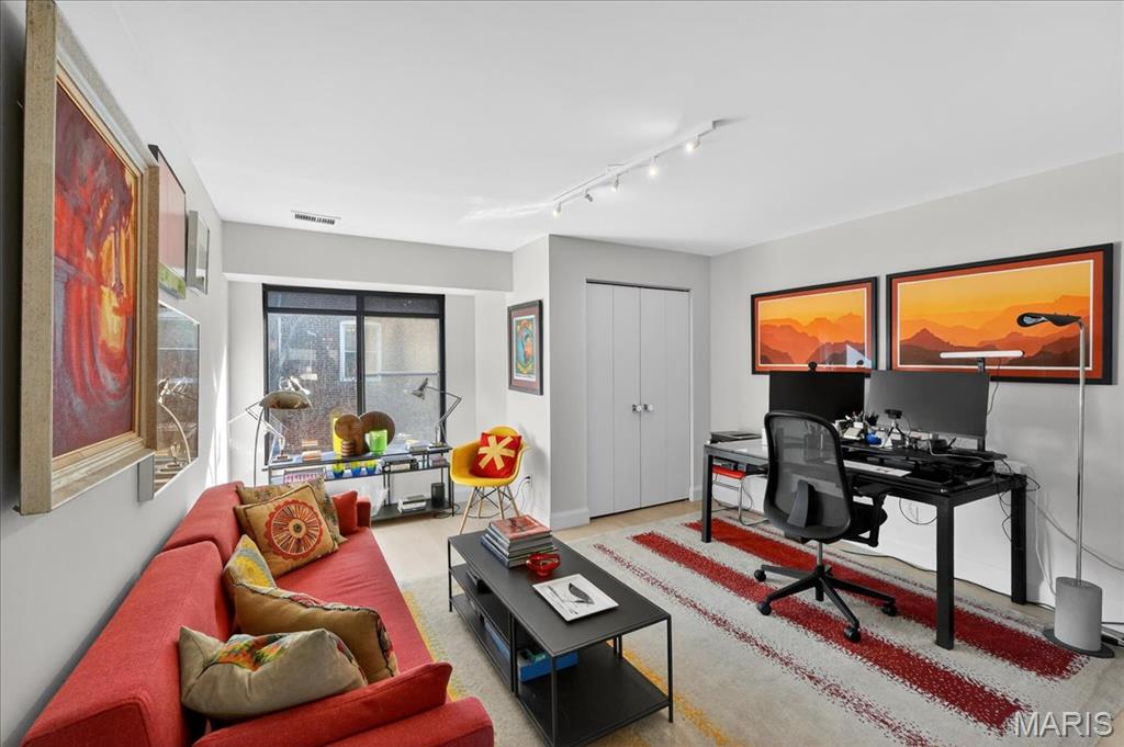 Waterford Square Condos - Residential