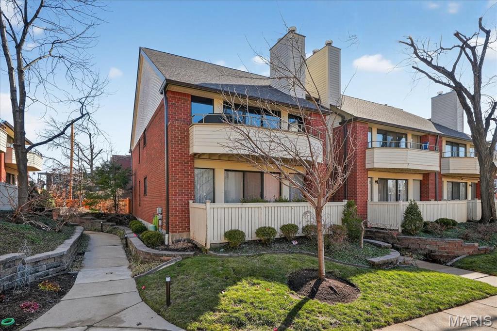 Waterford Square Condos - Residential