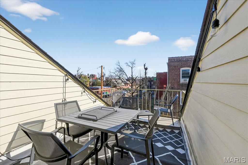 Waterford Square Condos - Residential