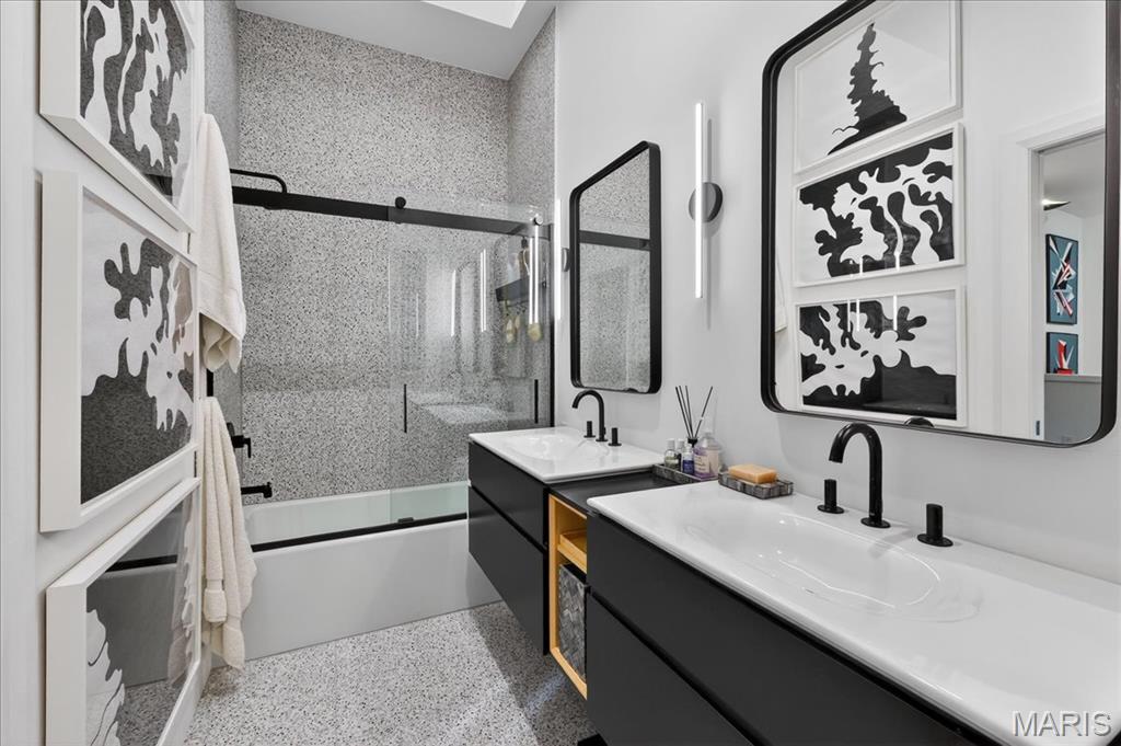 Waterford Square Condos - Residential