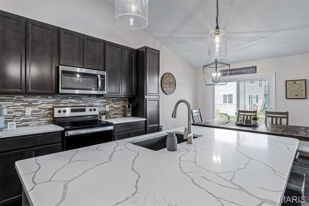 Savanna Place - Residential