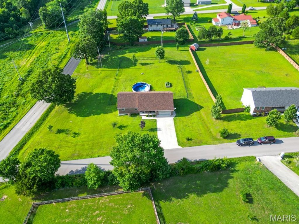 Photo of 20485 Stagecoach Road, Waynesville, MO 65583 (MLS # 26037562)