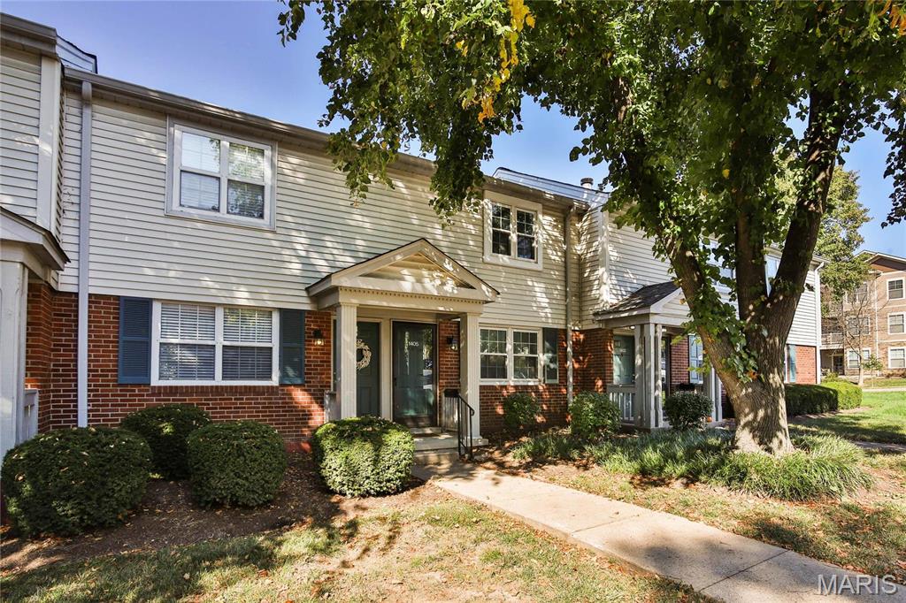 Brentwood Forest Condo Ph Eight - Residential