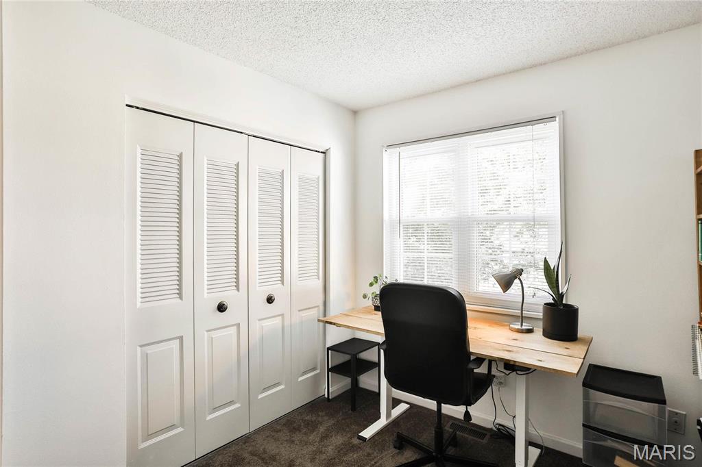 Brentwood Forest Condo Ph Eight - Residential